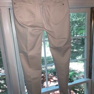 Hard to find off white cropped jeans